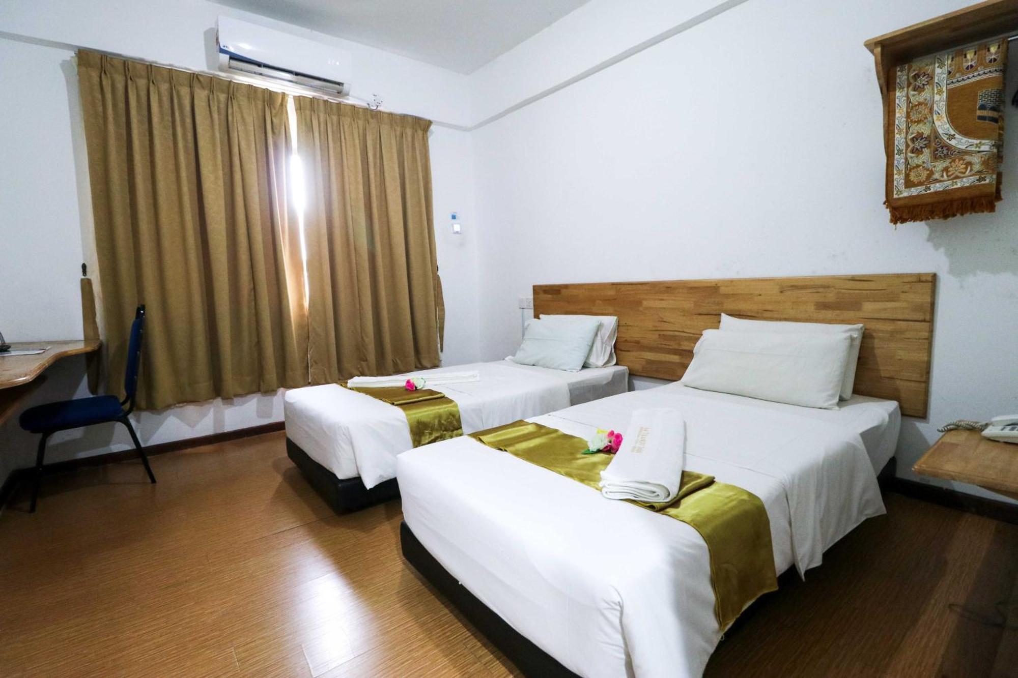 Am Transit Inn, Kuala Terengganu Esterno foto