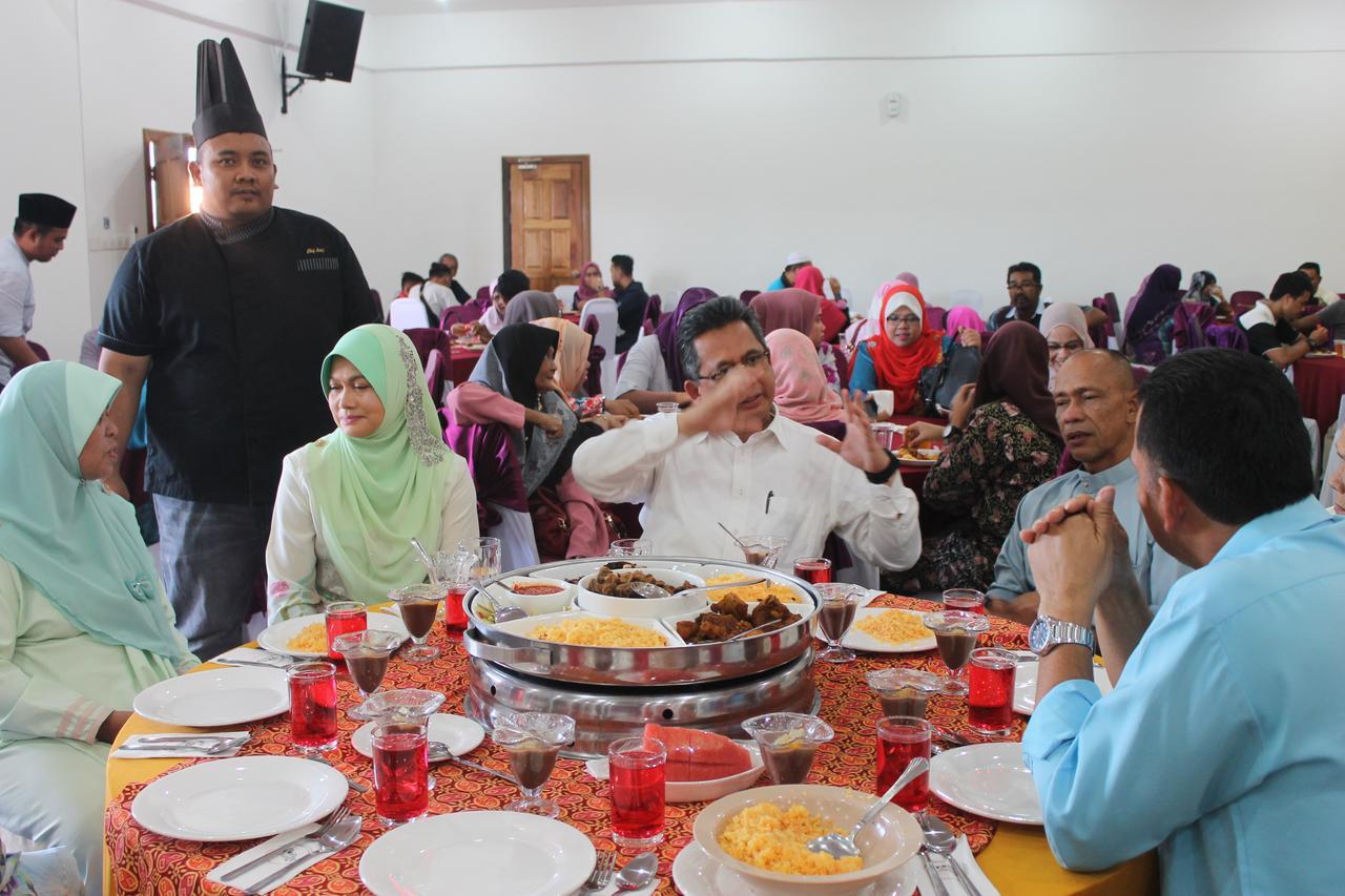 Am Transit Inn, Kuala Terengganu Esterno foto